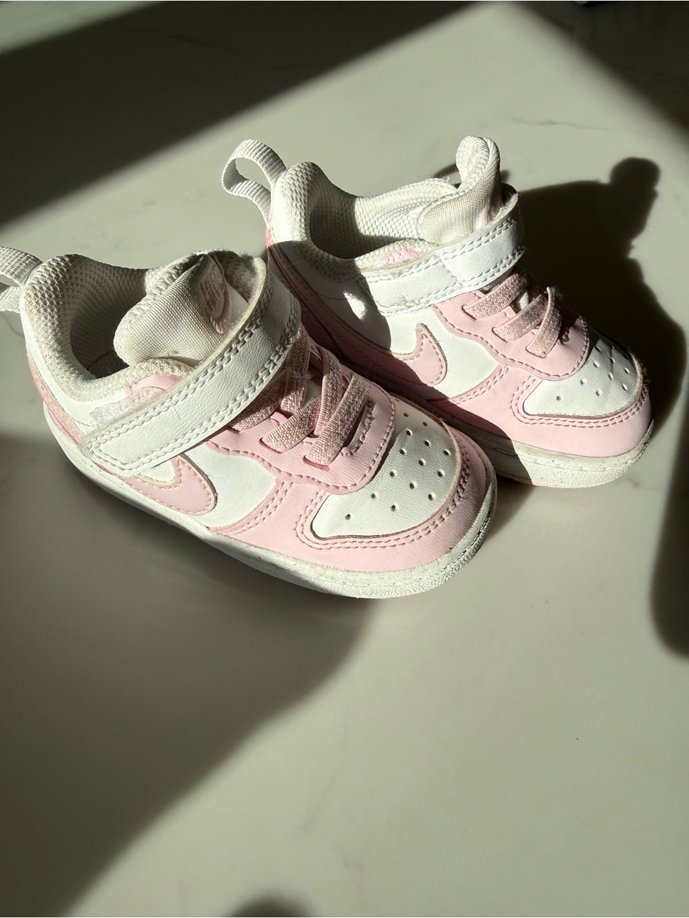 Nike toddler 5c pink and White Sneakers -